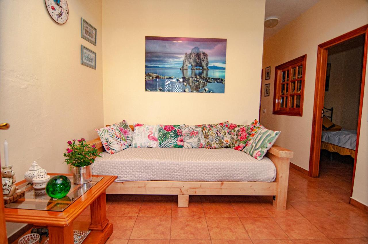 Casa Mercedes Country house *